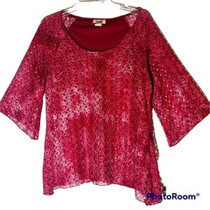Brittany Black XL lace covered shark tooth burgundy pullover top. 033